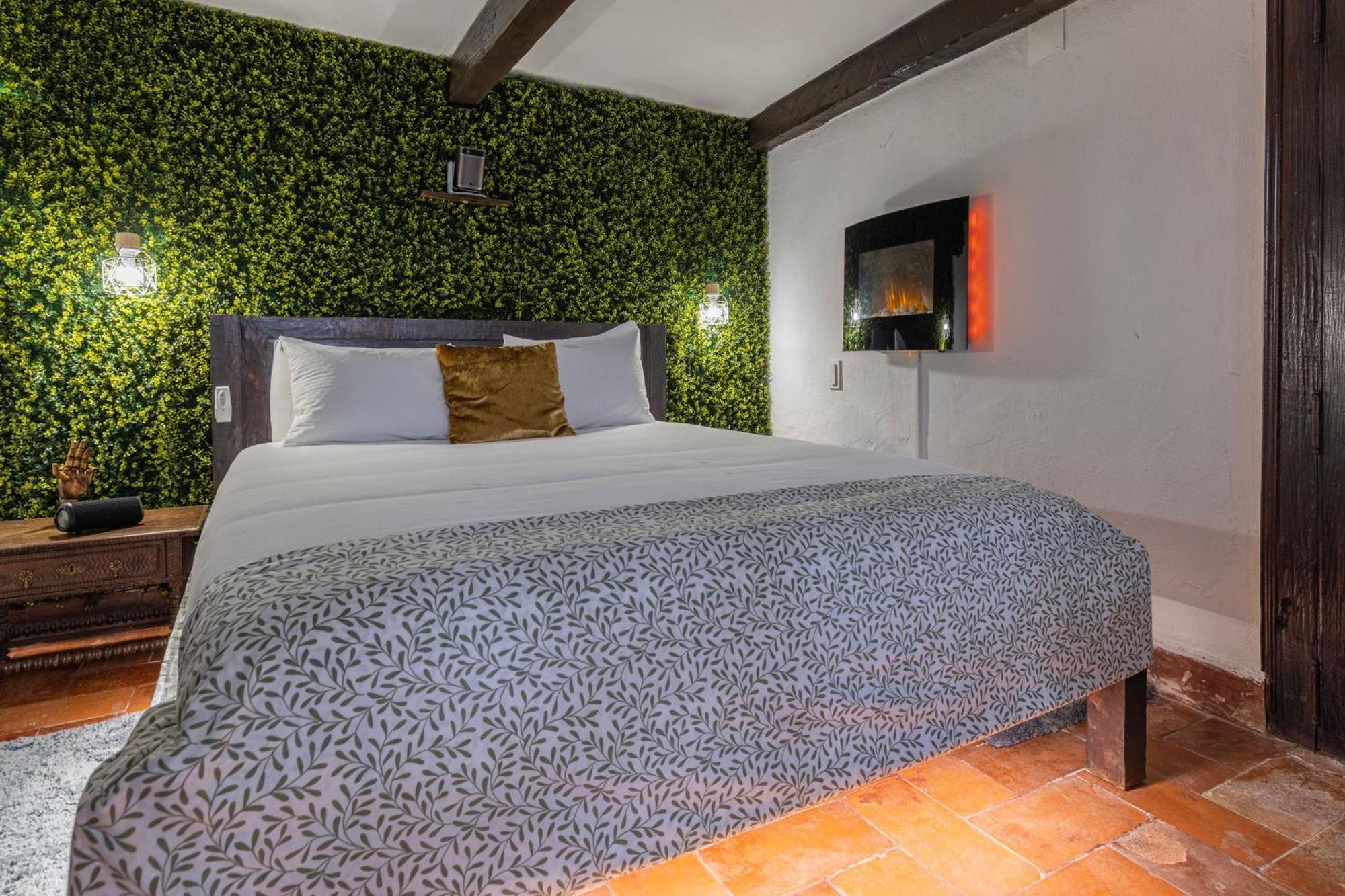 Sintra Wow - Unique Double Smart Room In 17Th Century Palace! Hot Tub, Snooker, Bbq, Ps5, Sauna, Gym Exteriér fotografie